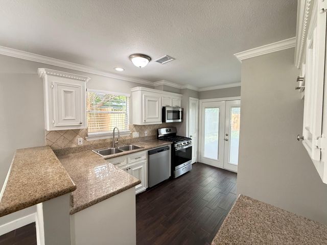 946 Pennygent Lane, Channelview, TX 77530