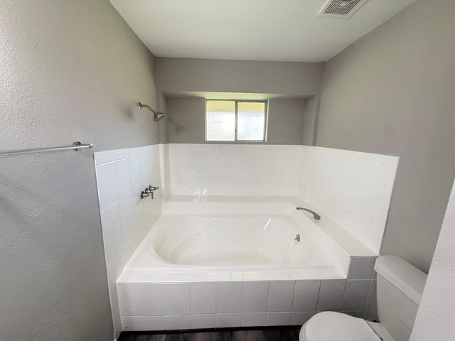 946 Pennygent Lane, Channelview, TX 77530