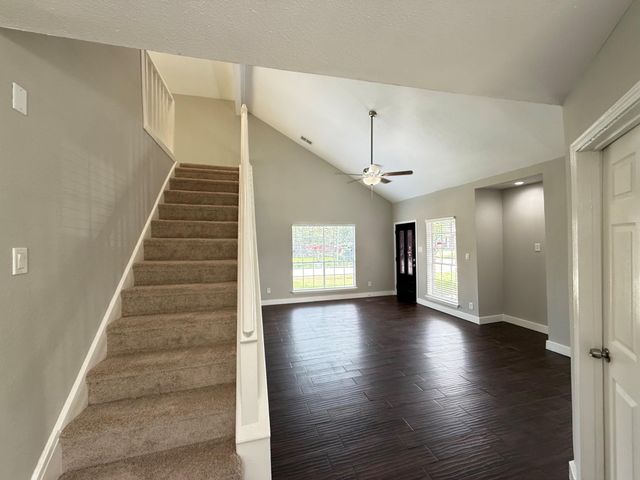 946 Pennygent Lane, Channelview, TX 77530