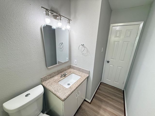 946 Pennygent Lane, Channelview, TX 77530