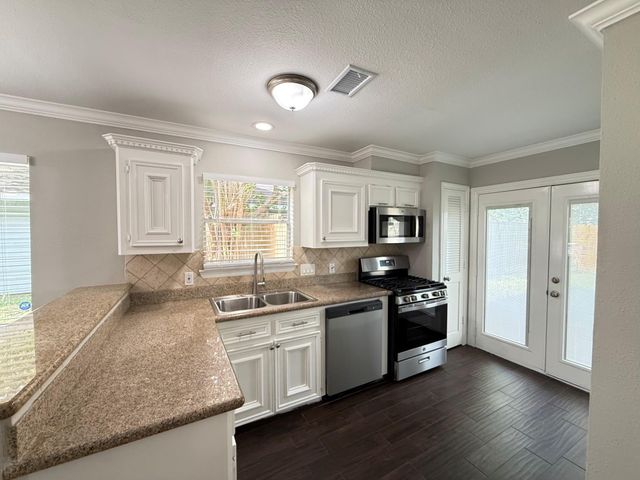 946 Pennygent Lane, Channelview, TX 77530