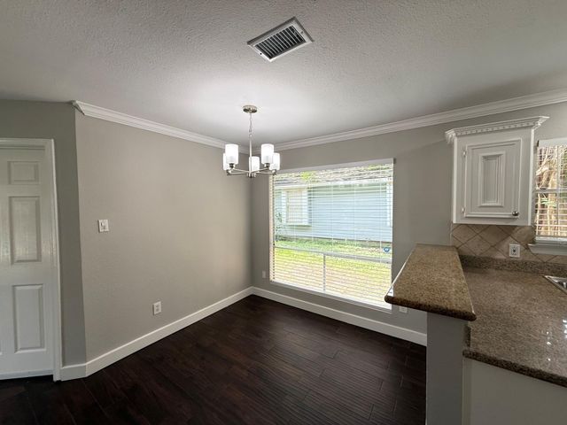 946 Pennygent Lane, Channelview, TX 77530