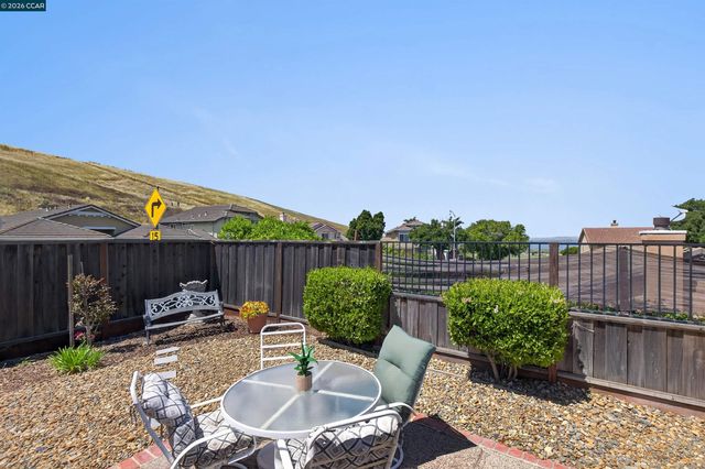 549 Burdick Dr, Bay Point, CA 94565