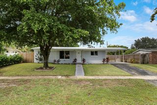 12091 Colony Avenue, Palm Beach Gardens, FL 33410