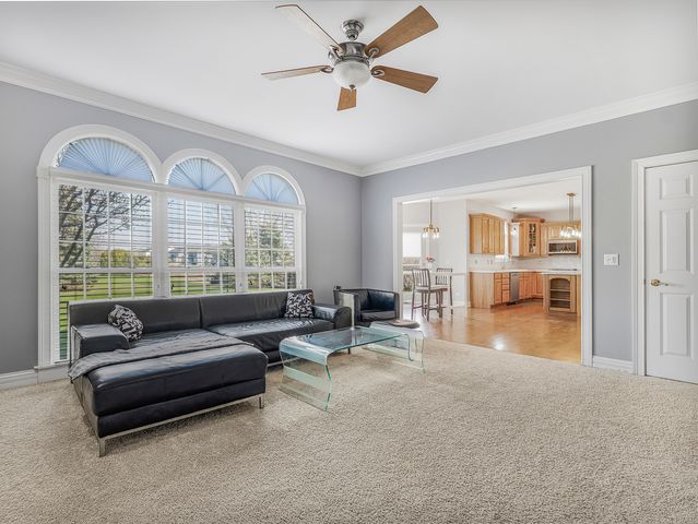 3760 Bunker Hill Drive, Algonquin, IL 60102