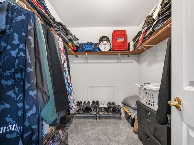 3760 Bunker Hill Drive, Algonquin, IL 60102