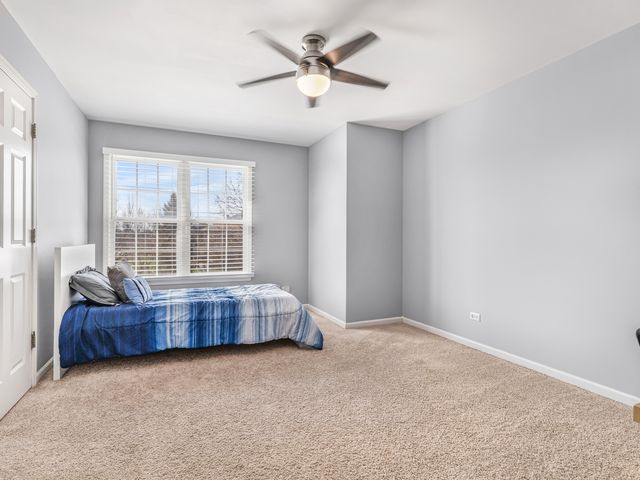 3760 Bunker Hill Drive, Algonquin, IL 60102