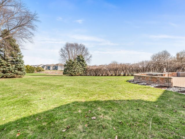 3760 Bunker Hill Drive, Algonquin, IL 60102