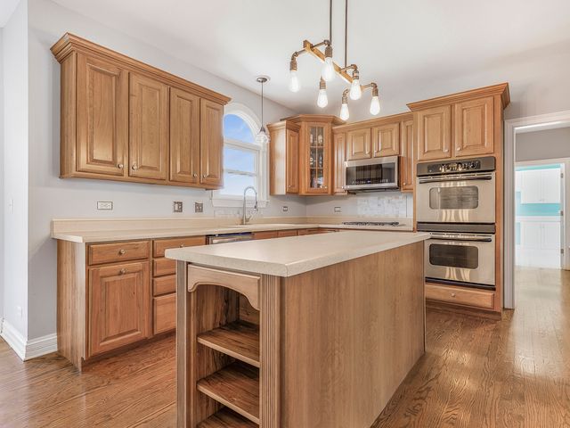 3760 Bunker Hill Drive, Algonquin, IL 60102