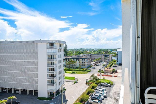 3560 S Ocean Boulevard 809, South Palm Beach, FL 33480