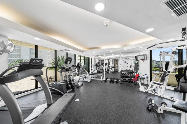3560 S Ocean Boulevard 809, South Palm Beach, FL 33480