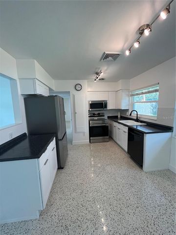 305 N HERCULES AVENUE, Clearwater, FL 33765