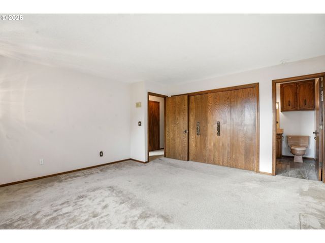 14100 Se 215TH Ct, Damascus, OR 97089