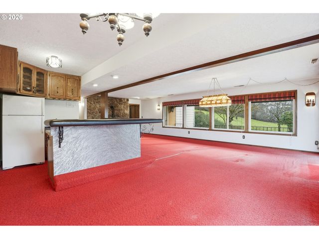 14100 Se 215TH Ct, Damascus, OR 97089