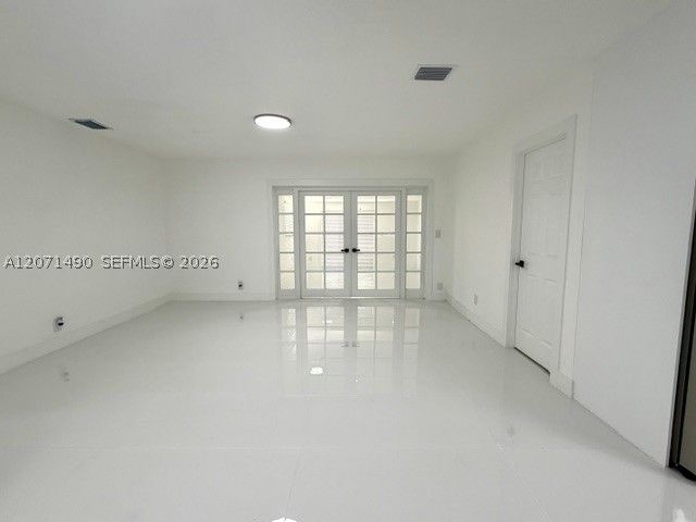 3930 NW 187th St, Miami Gardens, FL 33055