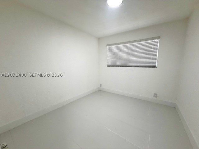 3930 NW 187th St, Miami Gardens, FL 33055