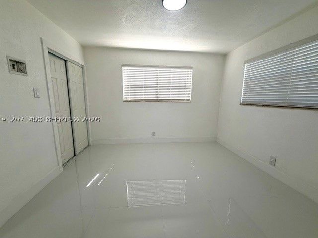 3930 NW 187th St, Miami Gardens, FL 33055