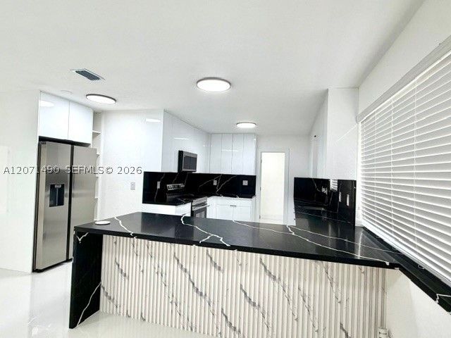 3930 NW 187th St, Miami Gardens, FL 33055