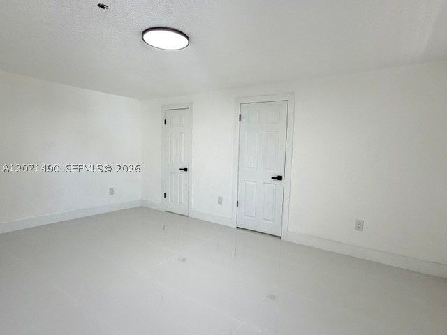 3930 NW 187th St, Miami Gardens, FL 33055