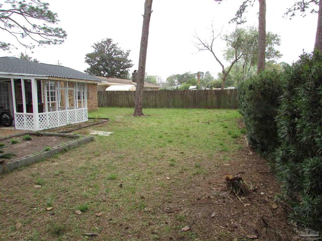 5715 Keystone Rd, Pensacola, FL 32504