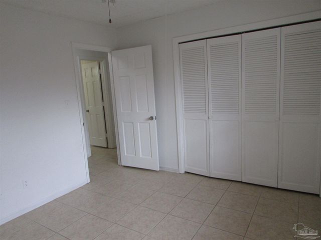 5715 Keystone Rd, Pensacola, FL 32504
