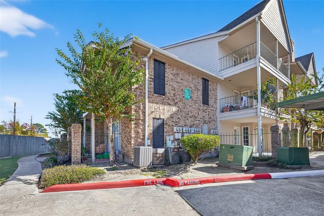 3770 Lovers Wood Lane 1006, Houston, TX 77014