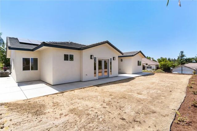 5205 Antares Court, Bakersfield, CA 93306