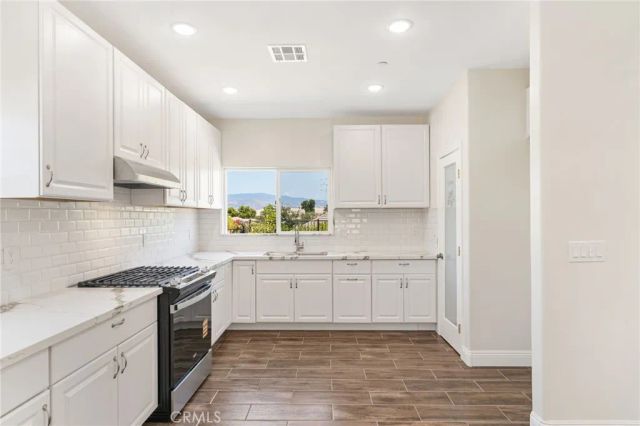 5205 Antares Court, Bakersfield, CA 93306