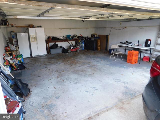 8000 STENTON AVE, Philadelphia, PA 19118