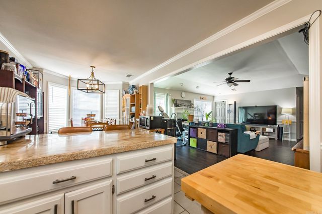 1069 Highland Blvd, Cabot, AR 72023