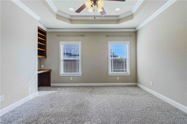 5702 W Red Maple Drive, Rogers, AR 72758