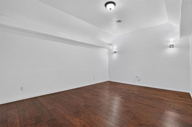 19504 Chestermere Circle, Edmond, OK 73012