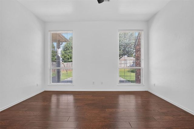 19504 Chestermere Circle, Edmond, OK 73012