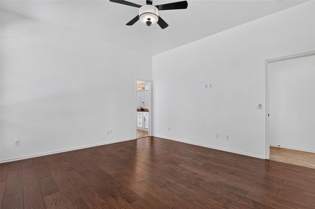 19504 Chestermere Circle, Edmond, OK 73012