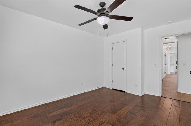 19504 Chestermere Circle, Edmond, OK 73012