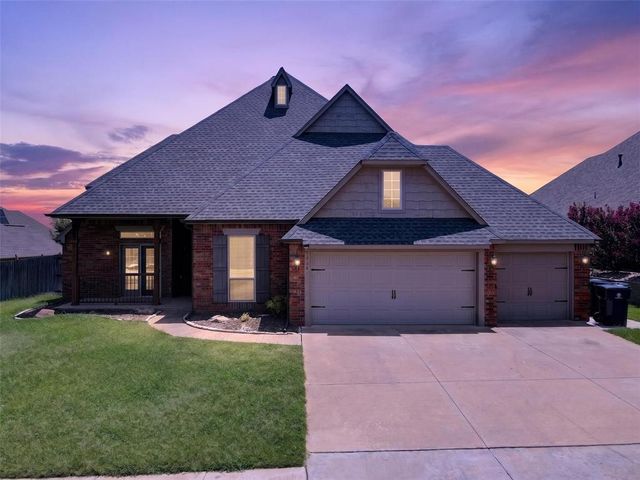 19504 Chestermere Circle, Edmond, OK 73012