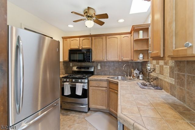 15 Roger Norton Pl, Cranford Twp., NJ 07016