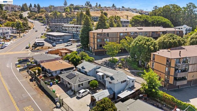 2000 Miramar Ave, Castro Valley, CA 94578