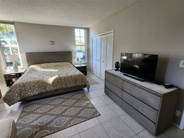 4030 W Palm Aire Drive 101, Pompano Beach, FL 33069