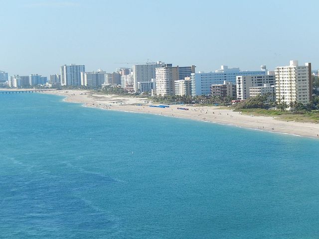 4030 W Palm Aire Drive 101, Pompano Beach, FL 33069