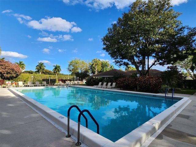 4030 W Palm Aire Drive 101, Pompano Beach, FL 33069