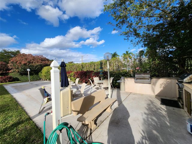 4030 W Palm Aire Drive 101, Pompano Beach, FL 33069