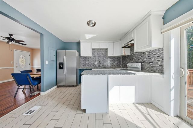 514 E MORGAN STREET, Tarpon Springs, FL 34689