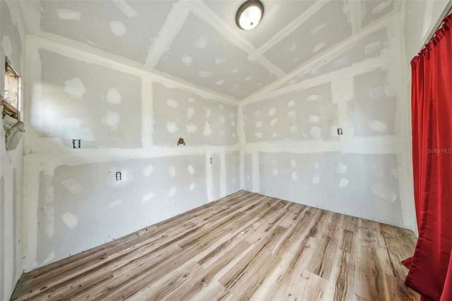 514 E MORGAN STREET, Tarpon Springs, FL 34689