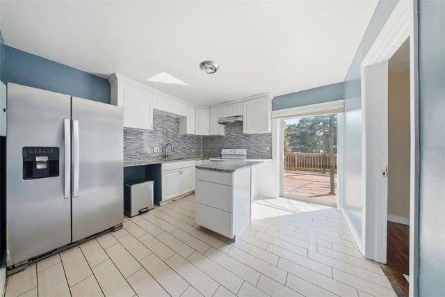 514 E MORGAN STREET, Tarpon Springs, FL 34689