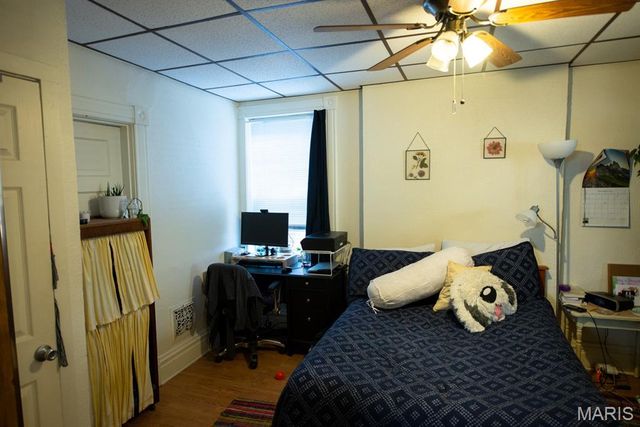 4926 Murdoch Avenue, St Louis, MO 63109