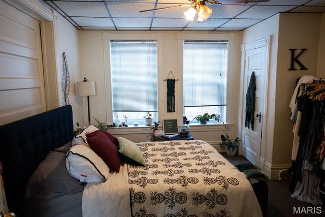 4926 Murdoch Avenue, St Louis, MO 63109