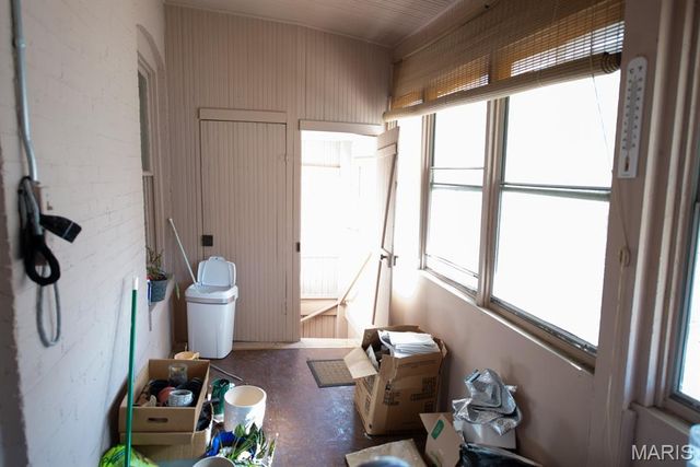 4926 Murdoch Avenue, St Louis, MO 63109