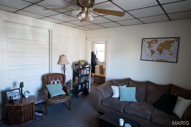 4926 Murdoch Avenue, St Louis, MO 63109