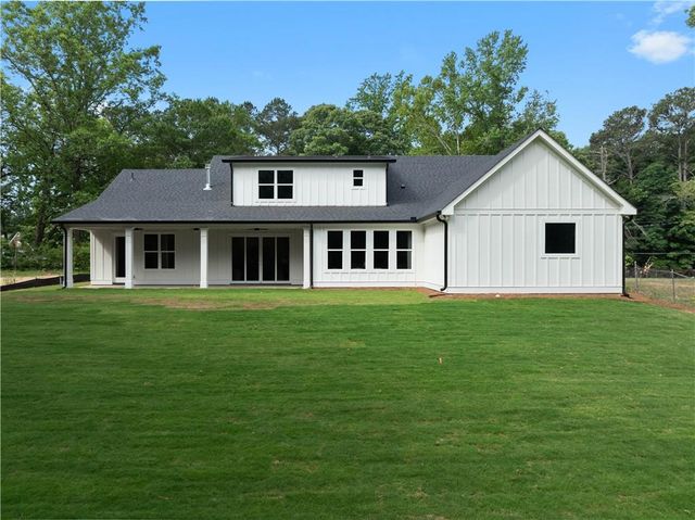 1728 Pucketts Drive, Lilburn, GA 30047